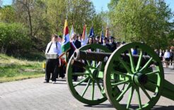 Więcej o: Gminne obchody Święta Konstytucji 3 Maja w Karczmiskach